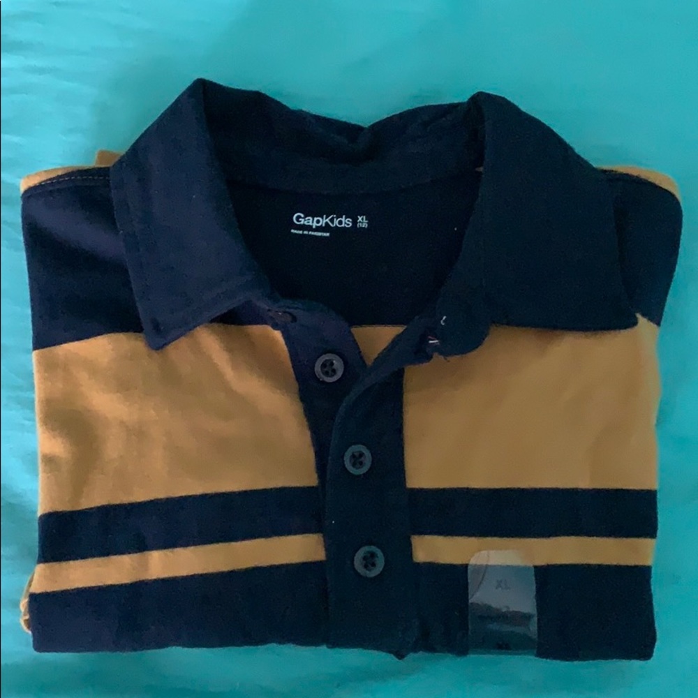 Gap polo shirt